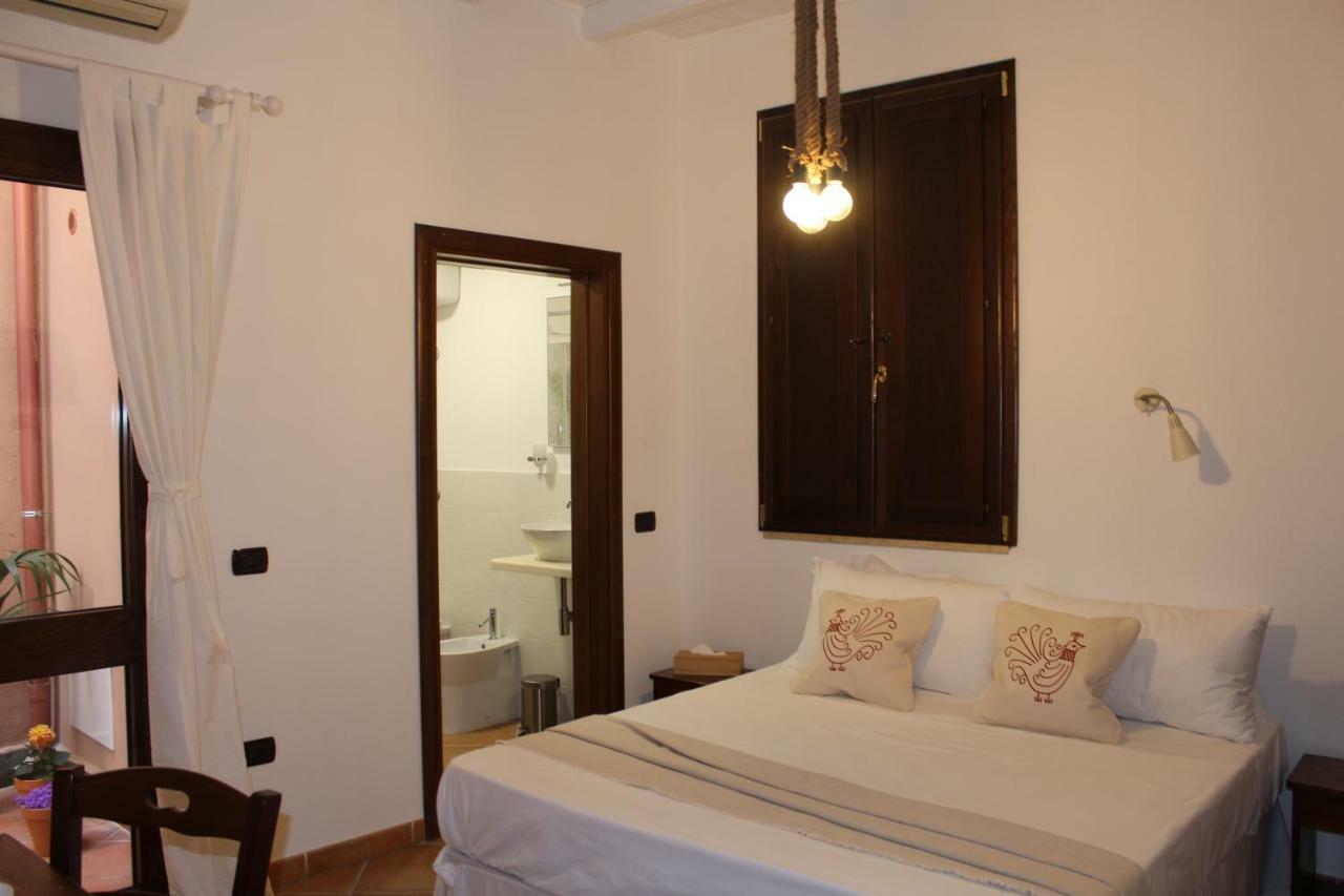 Cagliari Old Town B&B מראה חיצוני תמונה